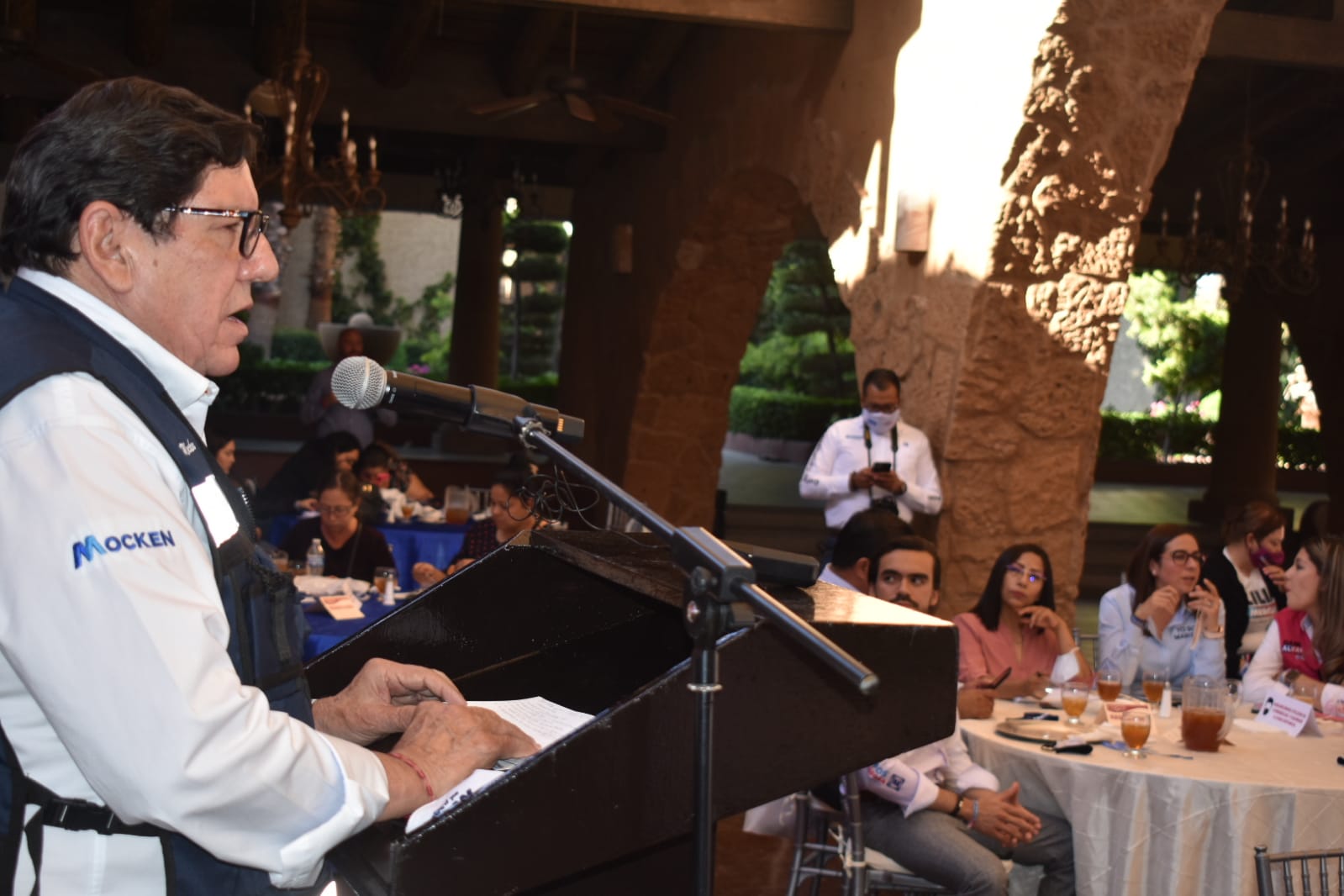 7A4F93B6 FA13 40A2 9A70 8EC4CCA4EF94