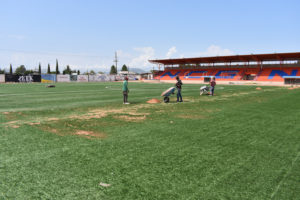 Campo con cesped sintetico en Estadio Revolucion 1