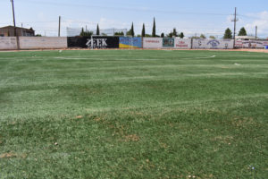 Campo con cesped sintetico en Estadio Revolucion 2