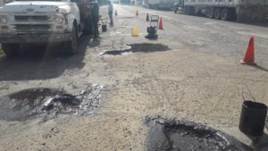 Trabajos de bacheo en calles de la ciudad 2
