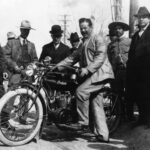pancho villa en moto