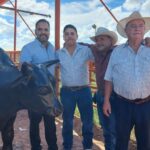 Dona Juan Carlos Loera escultura de toro bronco a Aldama 3 5394C2FF F926 40DE 9A98 0CECDA7564C2