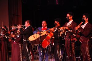 612aeb21b467d 612aeb21b4681