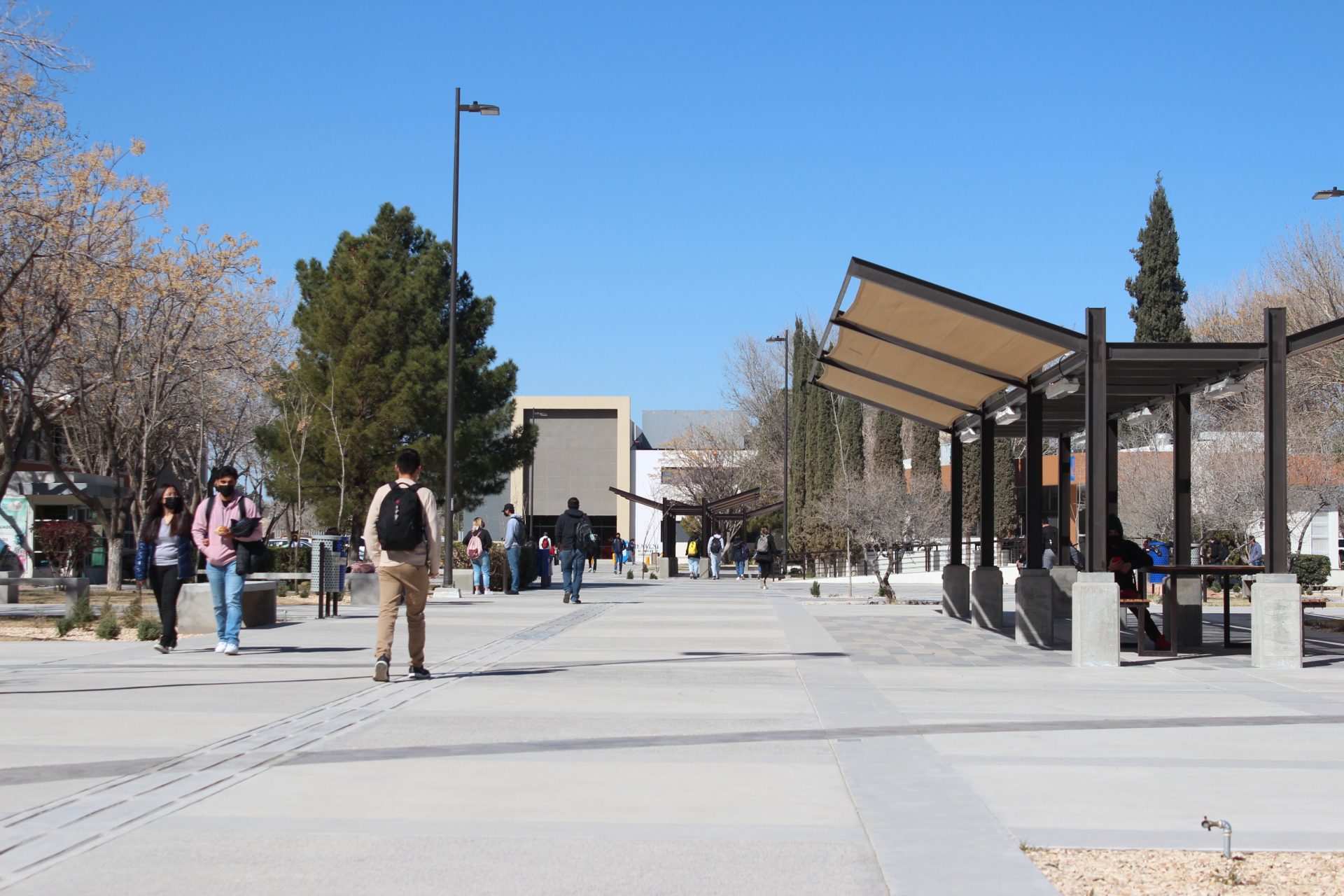 Nuevos espacios para los universitarios - ADN | A Diario Network