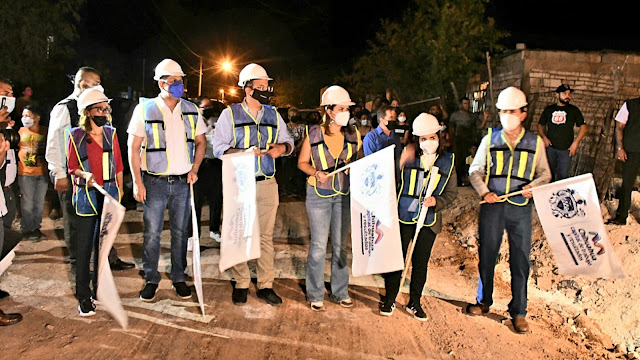 0e55f814-e4f7-457e-921f-8e3685105294 0e55f814 e4f7 457e 921f 8e3685105294