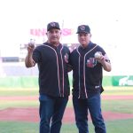 Javier y Jorge Indios