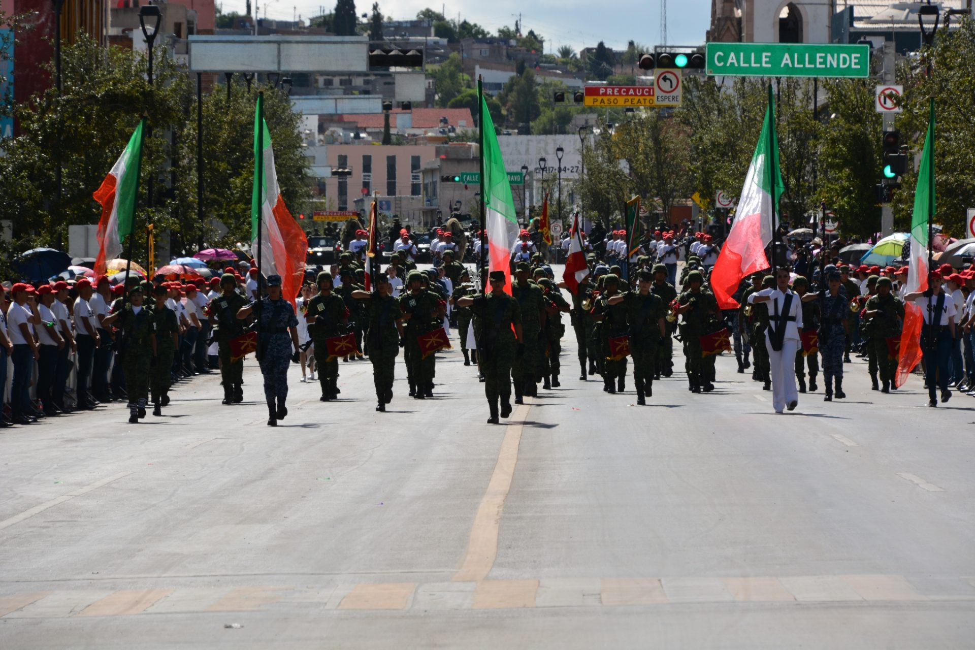 Invitan a participar en desfile cívico militar por aniversario de la ...