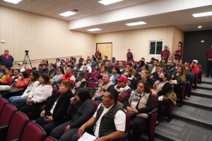 Capacitan a personal de Bienestar en temas de género y violencia 3 Juan Carlos Loera Capacitacion bienestar 03