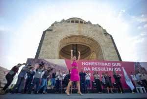 ¡Claudia Sheinbaum se despide en un épico encuentro con el pueblo! 2 Renuncia Claudia Sheinbaum 6