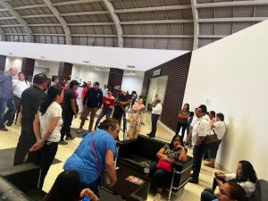 Maestros y Directores en Ciudad Juárez Protestan por la Falta de Libros de Texto: Gobernadora en la Mira 2 WhatsApp Image 2023 08 22 at 07.35.17 1