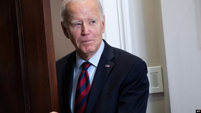 ARCHIVO: El presidente de EEUU, Joe Biden, durante un acto en la Casa Blanca en Washington, DC, el 4 de octubre de 2023.