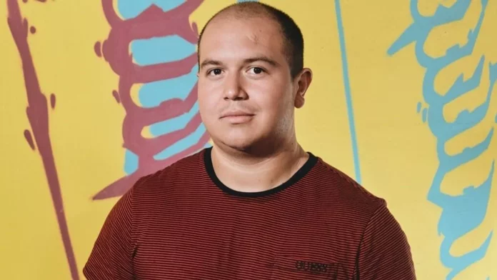 Hiram Ruvalcaba es un narrador y escritor mexicano, autor de Todo pueblo es cicatriz. - Sputnik Mundo, 1920, 14.11.2023