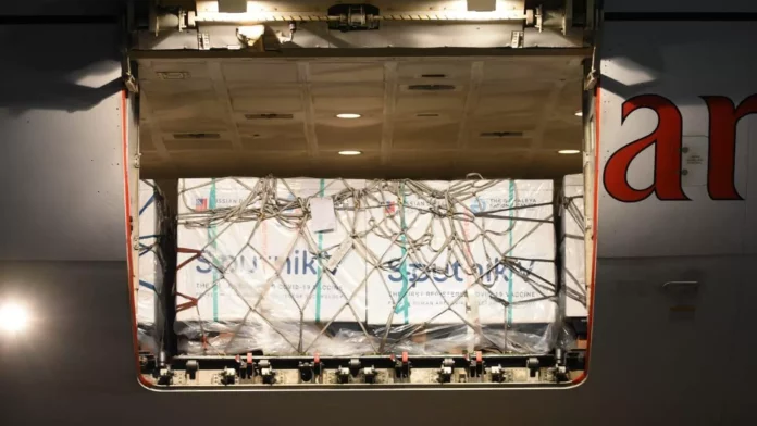 El cargamento de vacunas Sputnik V llegó a México. - Sputnik Mundo, 1920, 16.11.2023