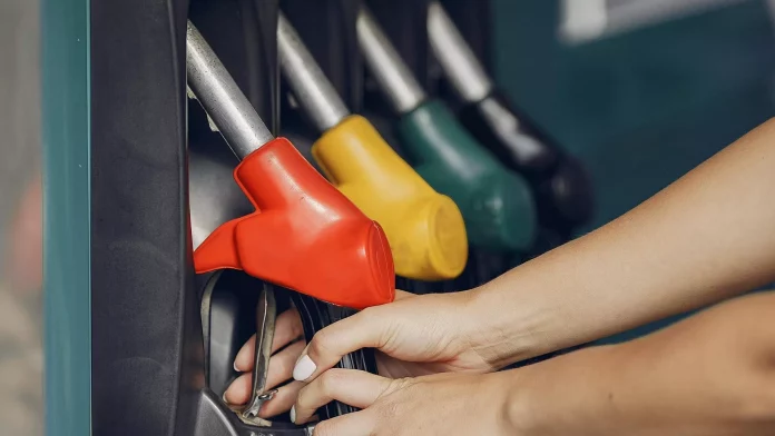 La producción de gasolinas avanza en México, según el Gobierno de la nación latinoamericana. - Sputnik Mundo, 1920, 04.01.2024