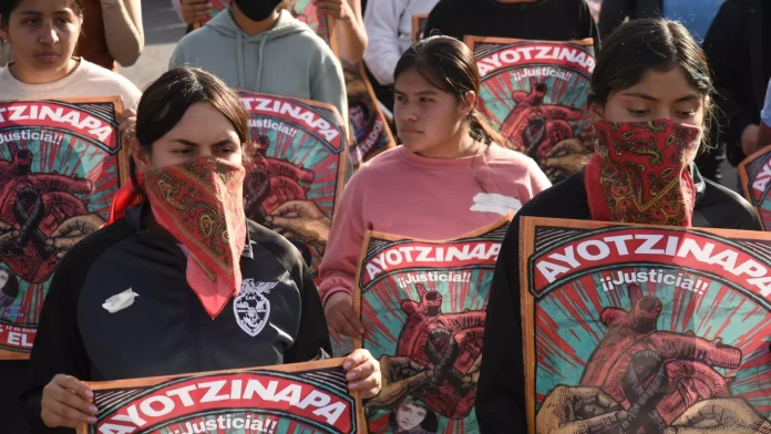 Protesta por estudiantes de Ayotzinapa  - Sputnik Mundo, 1920, 22.01.2024