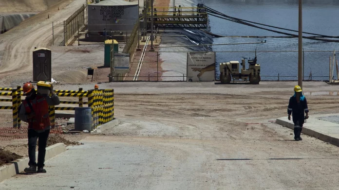 Los trabajadores mexicanos aspirarán a un mejor reparto de utilidades, de acuerdo con el mandatario Andrés Manuel López Obrador. - Sputnik Mundo, 1920, 23.01.2024