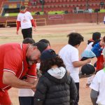 Imparte Benjamín Gil clínicas de béisbol a cientos de niñas y niños peloteros 3 65cfa21bb8196 65cfa21bb8197
