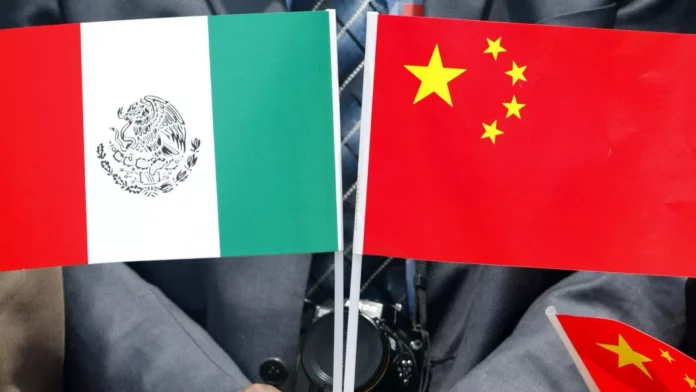 Las banderas de México y China - Sputnik Mundo, 1920, 04.06.2024