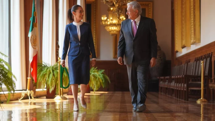 La virtual presidenta electa de México, Claudia Sheinbaum, y el actual mandatario mexicano, Andrés Manuel López Obrador. - Sputnik Mundo, 1920, 11.06.2024