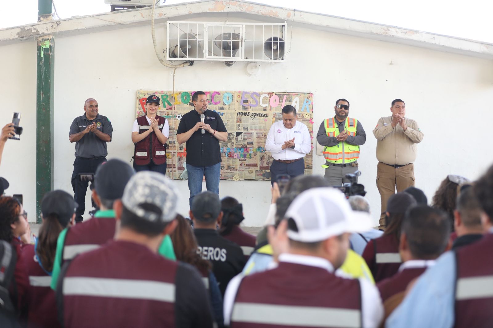 Agradece alcalde labor de empleados durante contingencia - ADN | A ...
