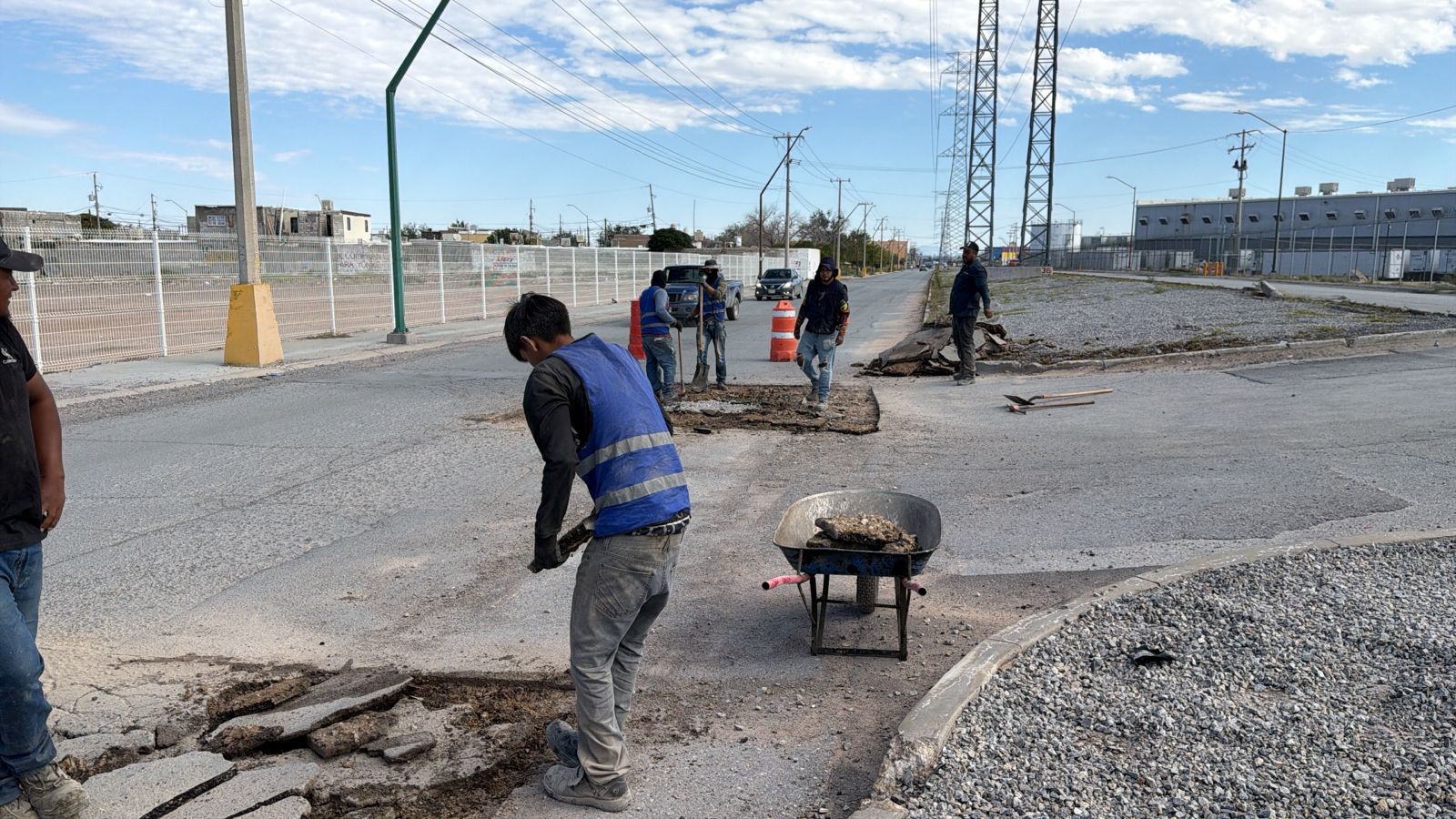 Mantiene Obras Públicas trabajos de bacheo en distintos puntos de la ...