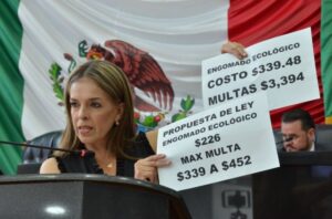 30 OCT ENGOMADO XOCHILT