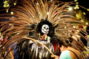 Del rito al espectáculo: la transformación contemporánea del Día de Muertos 5 EAT 4687