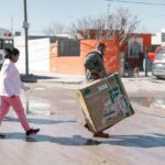 Entrega Alex Pérez sillas de ruedas a personas con movilidad reducida en el suroriente de Juárez 1 WhatsApp Image 2026 02 05 at 10.48.59 AM