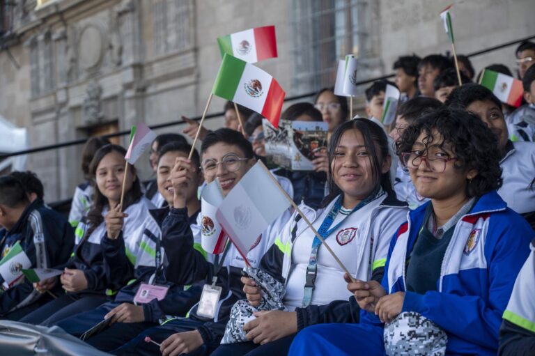 Realiza Gobierno asambleas de la Beca Rita Cetina en primarias para impulsar igualdad educativa