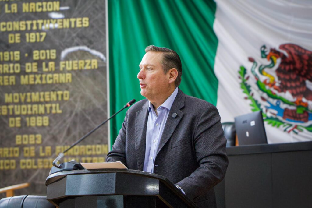 Respalda Carlos Olson a Maru Campos tras citatorio de la FGR - ADN | A ...