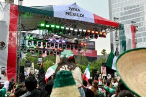 Festejan aficionados triunfo de México en el Ángel de la Independencia 3 WhatsApp Image 2026 06 11 at 15.49.43 2