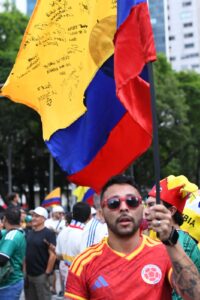 GALERÍA: Toman aficionados colombianos el Ángel de la Independencia previo a su debut mundialista 5 WhatsApp Image 2026 06 16 at 17.59.31 1