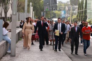 Formaliza Cruz Pérez Cuéllar registro en Morena para coordinar la Transformación en Chihuahua 5 WhatsApp Image 2026 06 23 at 12.02.16