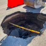 Atiende JMAS hundimiento en avenida De la Raza tras colapso de colector 3 7fc3435c 89a1 45f3 bc28 c525086637d1