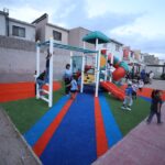 Entrega alcalde campo de beisbol Las Arcadas hecho con Presupuesto Participativo 1 6aa2d6e4e6675 6aa2d6e4e6676